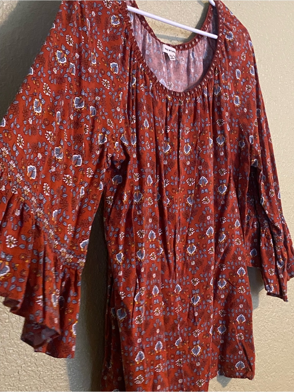 Max Studio Women’s Rust Colored Peasant Top with ruffled sleeves # Boho XL